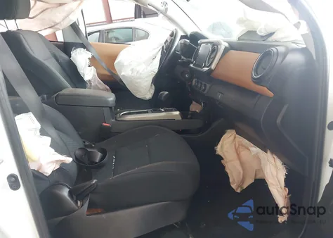 2020 Toyota Tacoma Double Cab/Sr5/Trd Sport/Trd Off Road из США, поврежденный, VIN 3TYAZ5CN4LT001740